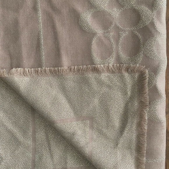 NWT Coach Metallic Taupe/ Gold Signature C Shawl, Large - Picture 3 of 5